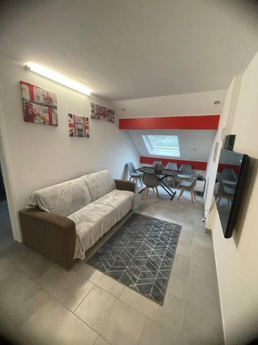 Superbe Appartement Disneyland Paris Parking Lagny Exteriör bild